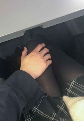 香港成人3d视频大全_全集无删减版高清免费观看