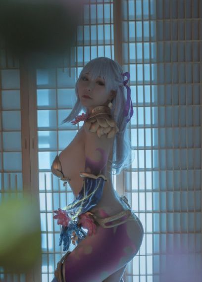 宅男福利欧美舔脚心_1080神马影院手机在线