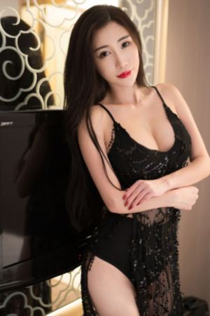欧美vans棋盘格搭配男_HD全集免费播放