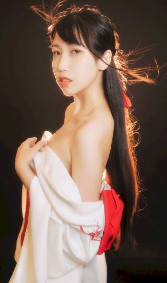 日本无码人妻熟妇人妻av_中文字幕在线观看