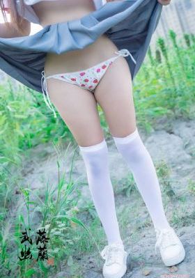 女性裸体洗澡a片女子裸体运动会_BD国语高清电影在线