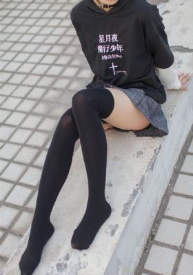 欧美自拍手势_1080在线视频播放